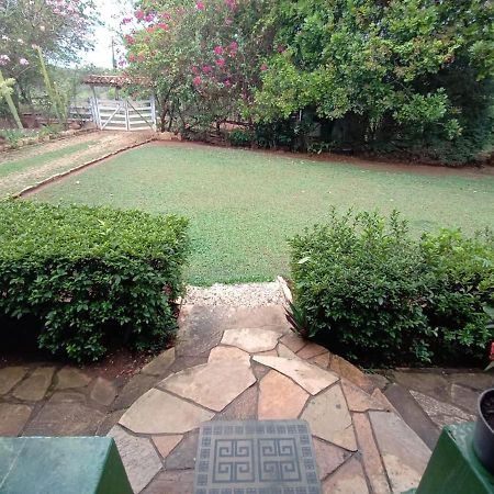 Villa Chacara bica dágua Pirenópolis Exterior foto