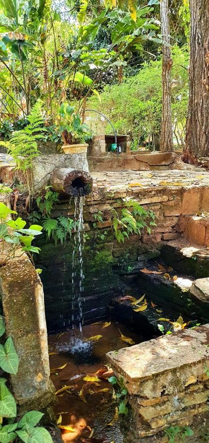 Villa Chacara bica dágua Pirenópolis Exterior foto